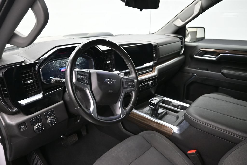 2023 Chevrolet Silverado 1500 LT Trail Boss - Photo 9