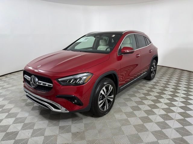 New 2026 MANUFAKTUR Patagonia Red Metallic Mercedes-Benz GLA 250 image 3