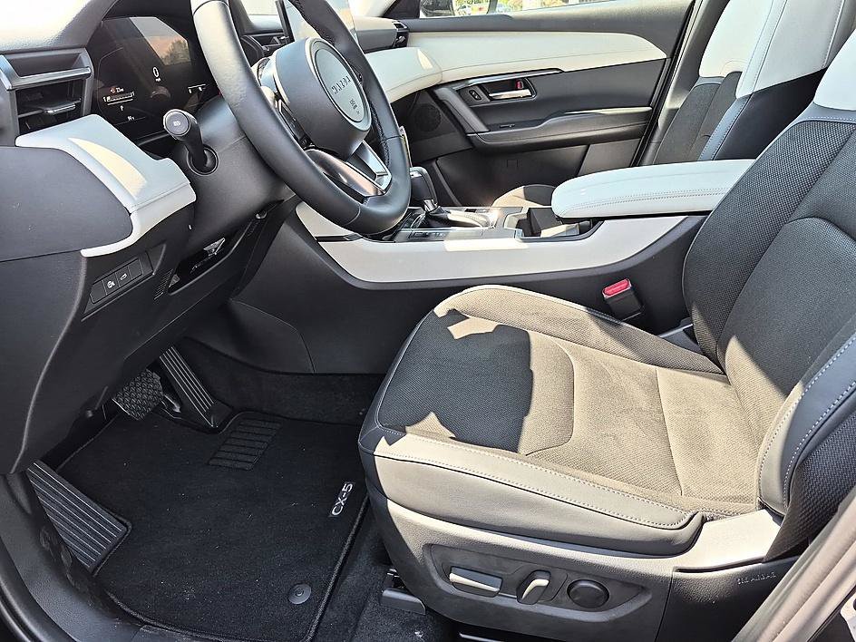 New 2026 Jet Black Mica Mazda 2.5 S Preferred AWD image 14