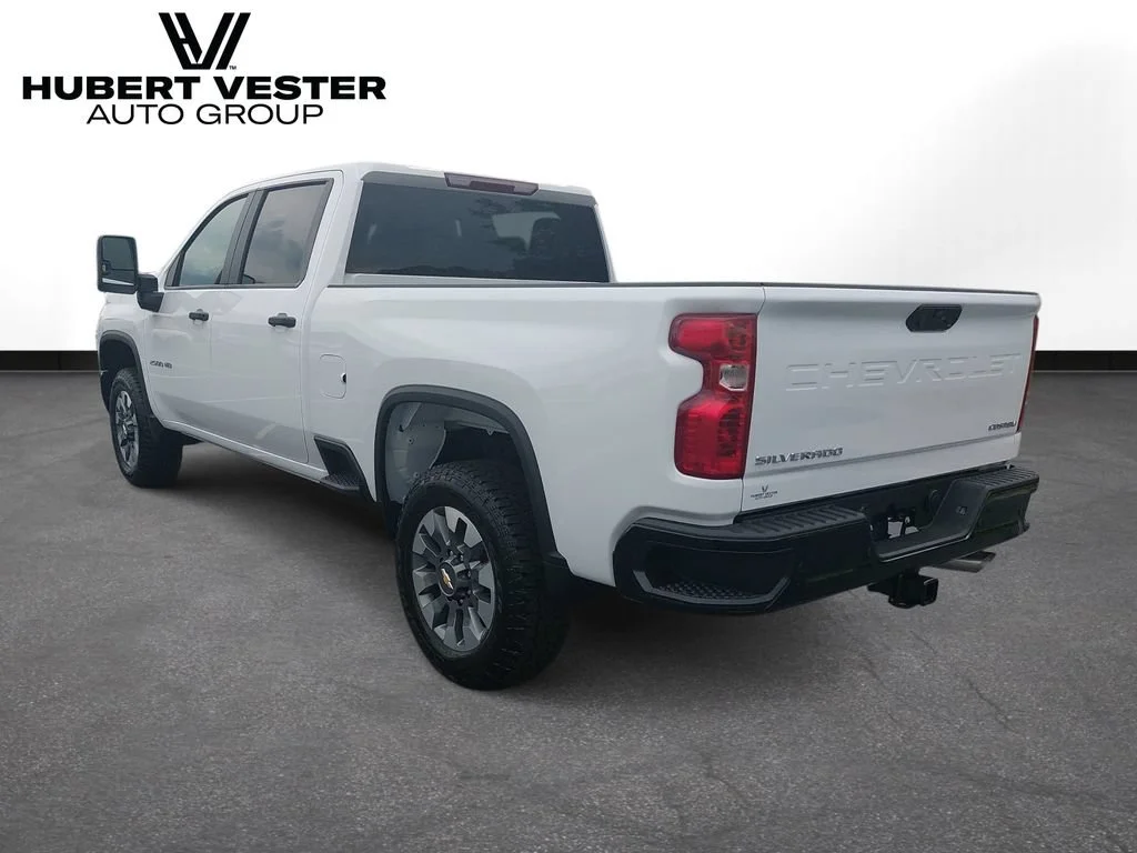 2026 Chevrolet Silverado 2500 HD Custom - Photo 8