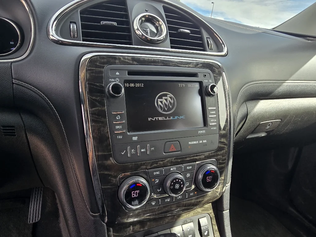 Used 2013 Quicksilver Metallic Buick Leather image 23