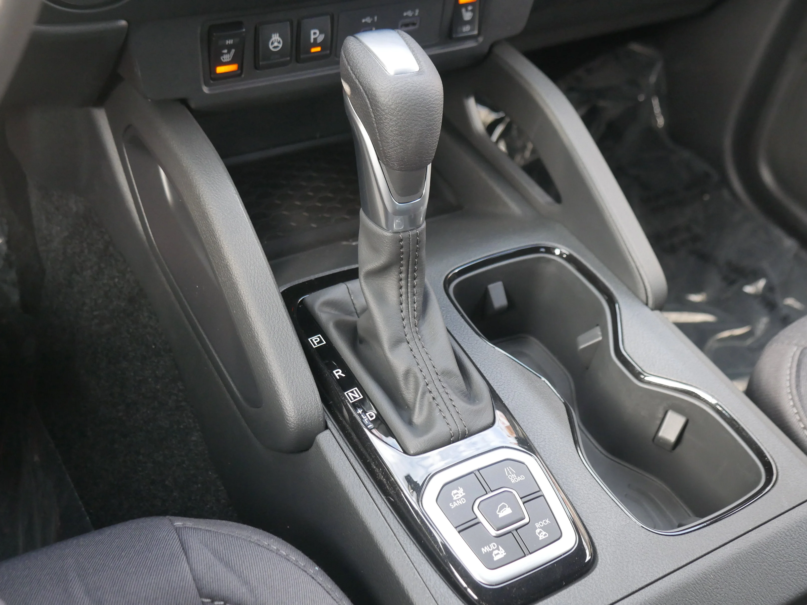 2026 Nissan Frontier SV - Photo 14