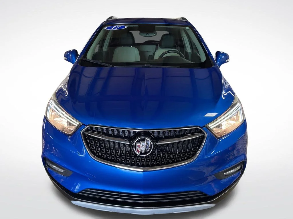 Used 2017 Blue Buick Preferred II image 9