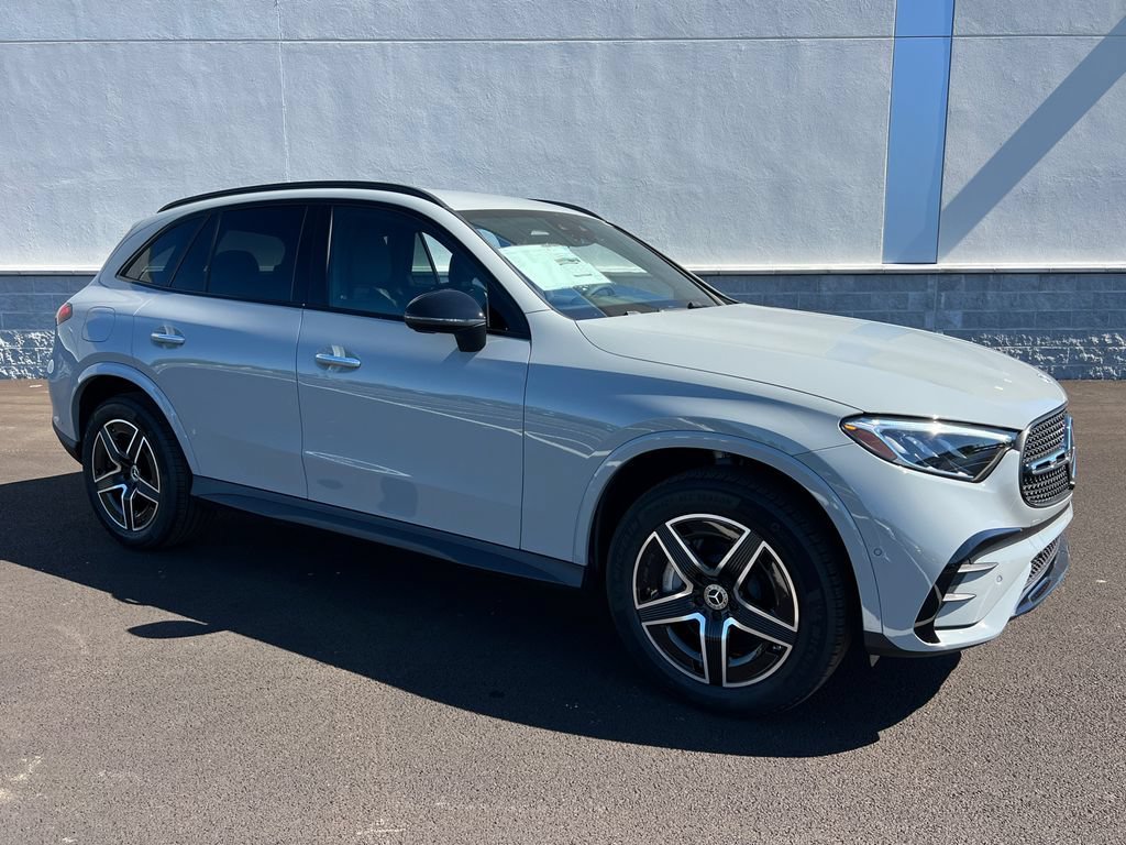 New 2026 MANUFAKTUR Alpine Grey Mercedes-Benz GLC300 image 35