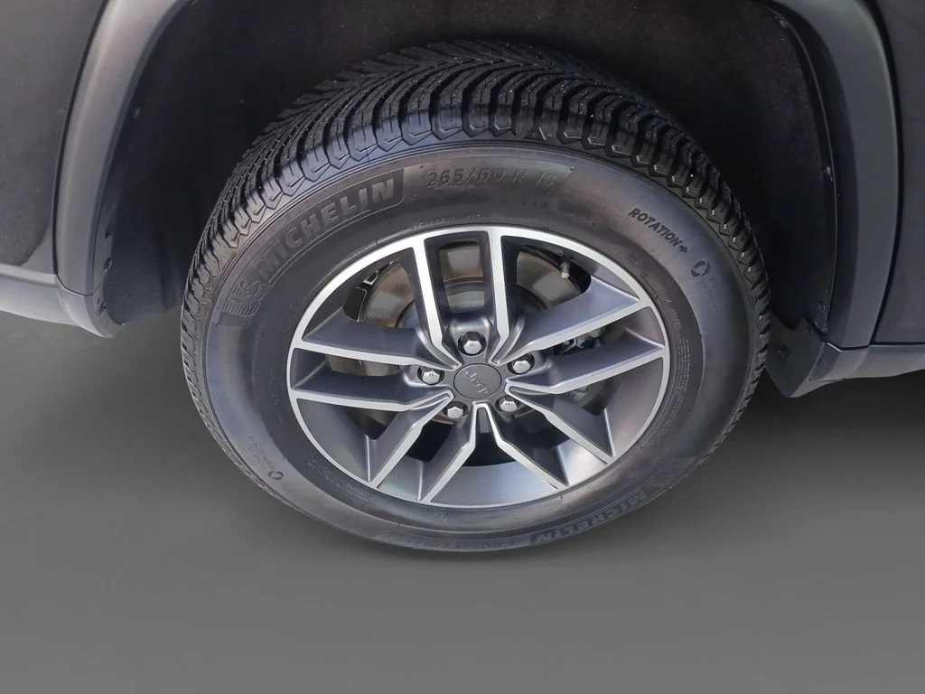 Used 2021 Black Jeep Limited image 10
