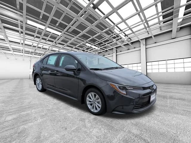 2026 Toyota Corolla LE CVT's photo