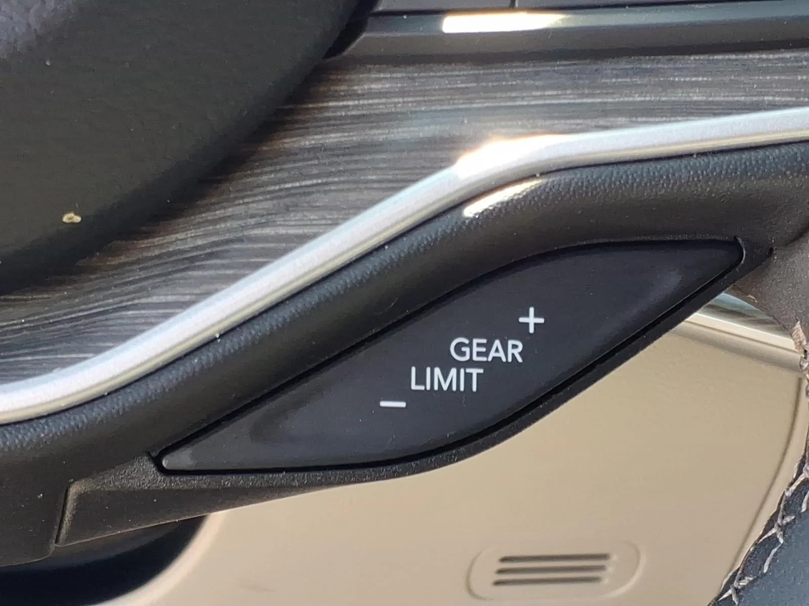 Used 2023 Baltic Gray Metallic Clearcoat Jeep Series II image 10