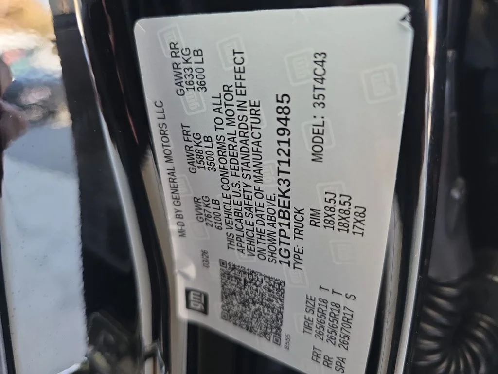 Used 2026 Onyx Black GMC 2WD Elevation image 35