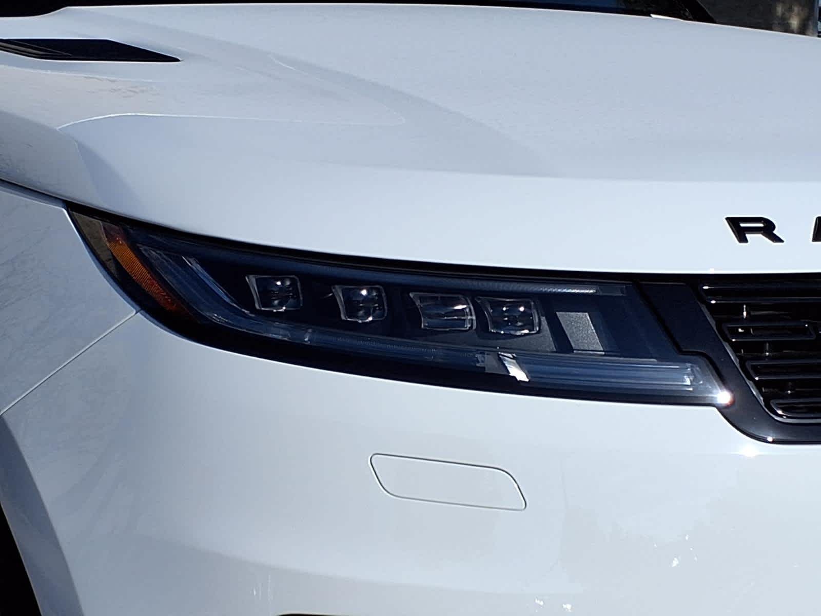 2026 Land Rover Range Rover Sport SE - Photo 6