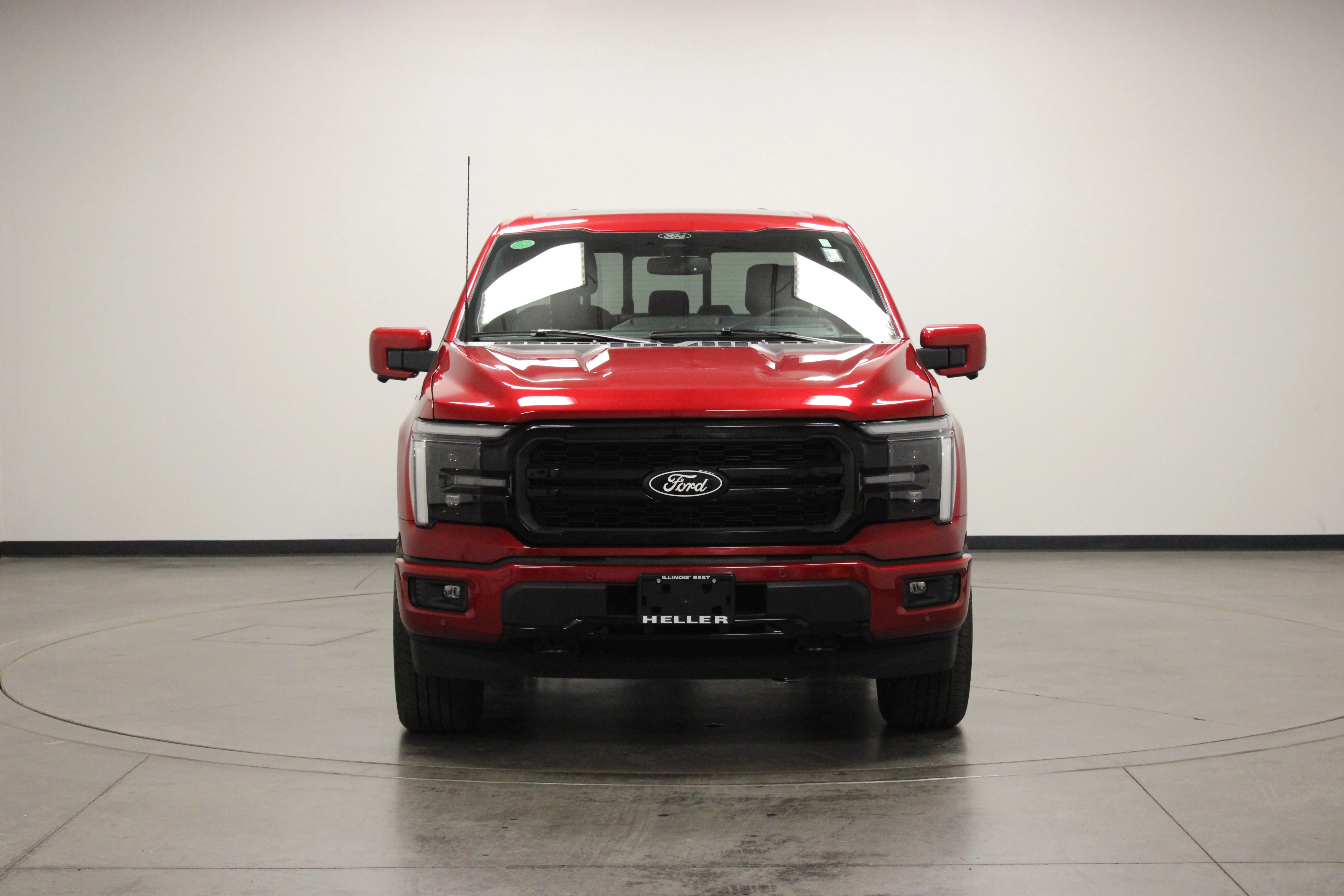 Used 2025 Rapid Red Metallic Tinted Clearcoat Ford LARIAT image 3