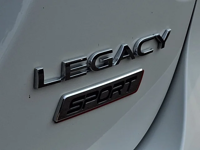 Used 2025 White Subaru Sport image 30