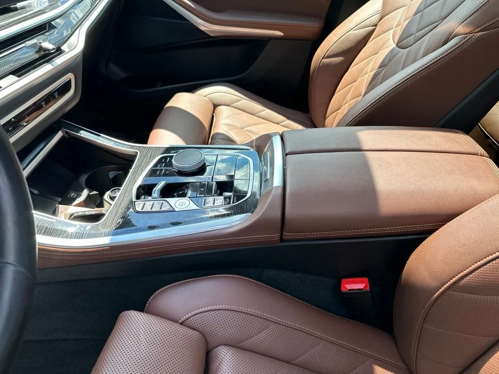 Certified Used 2024 Skyscraper Grey Metallic BMW xDrive40i image 18