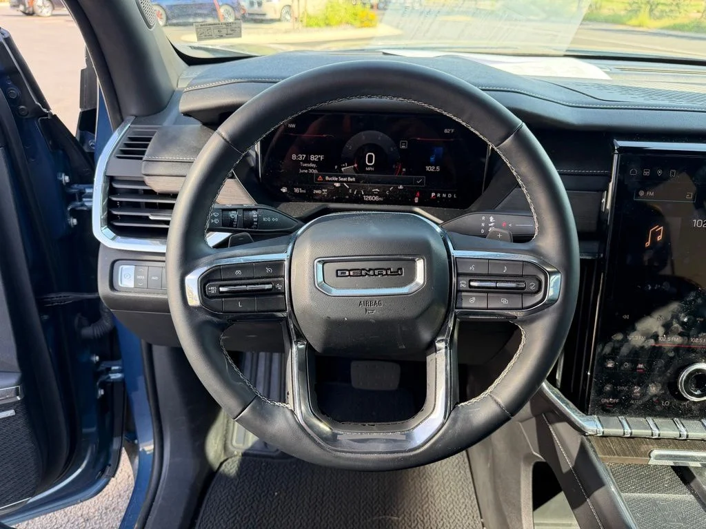 Used 2024 Blue GMC Denali image 12