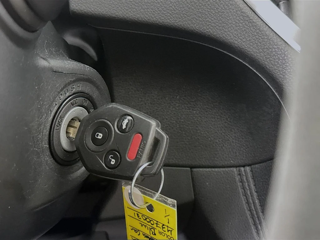 Used 2021 Blue Subaru Base image 19
