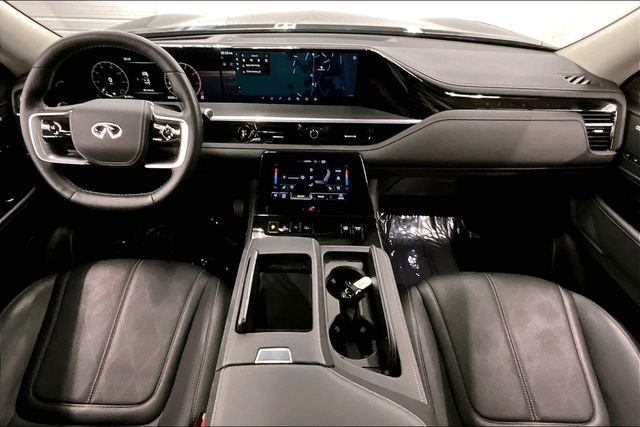 2025 INFINITI QX80 Sensory 4WD - Photo 18