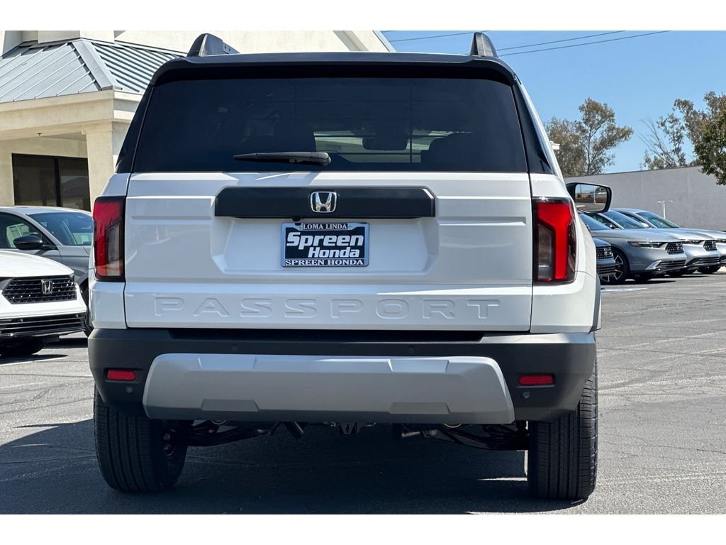 New 2026 Platinum White Pearl Honda RTL image 5