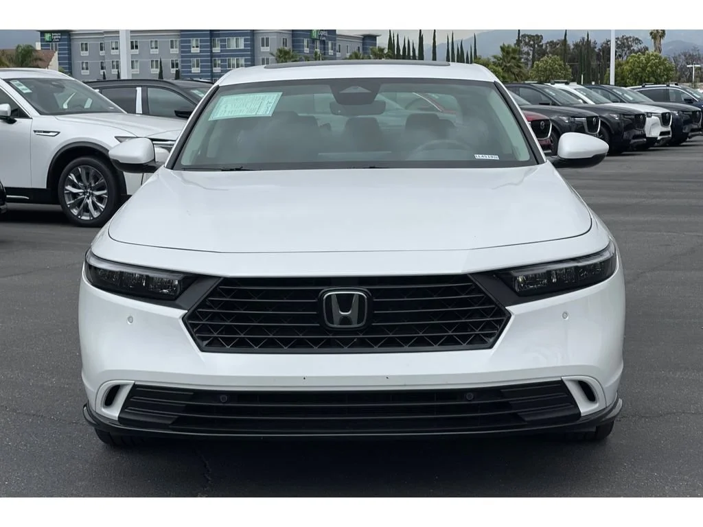 Certified Used 2025 Platinum White Pearl Honda HYBRID EX-L image 64