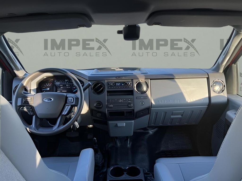 2021 Ford F-650 - Photo 10