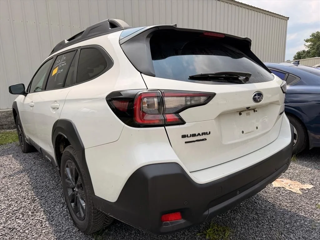 Used 2024 White Subaru Onyx Edition image 12