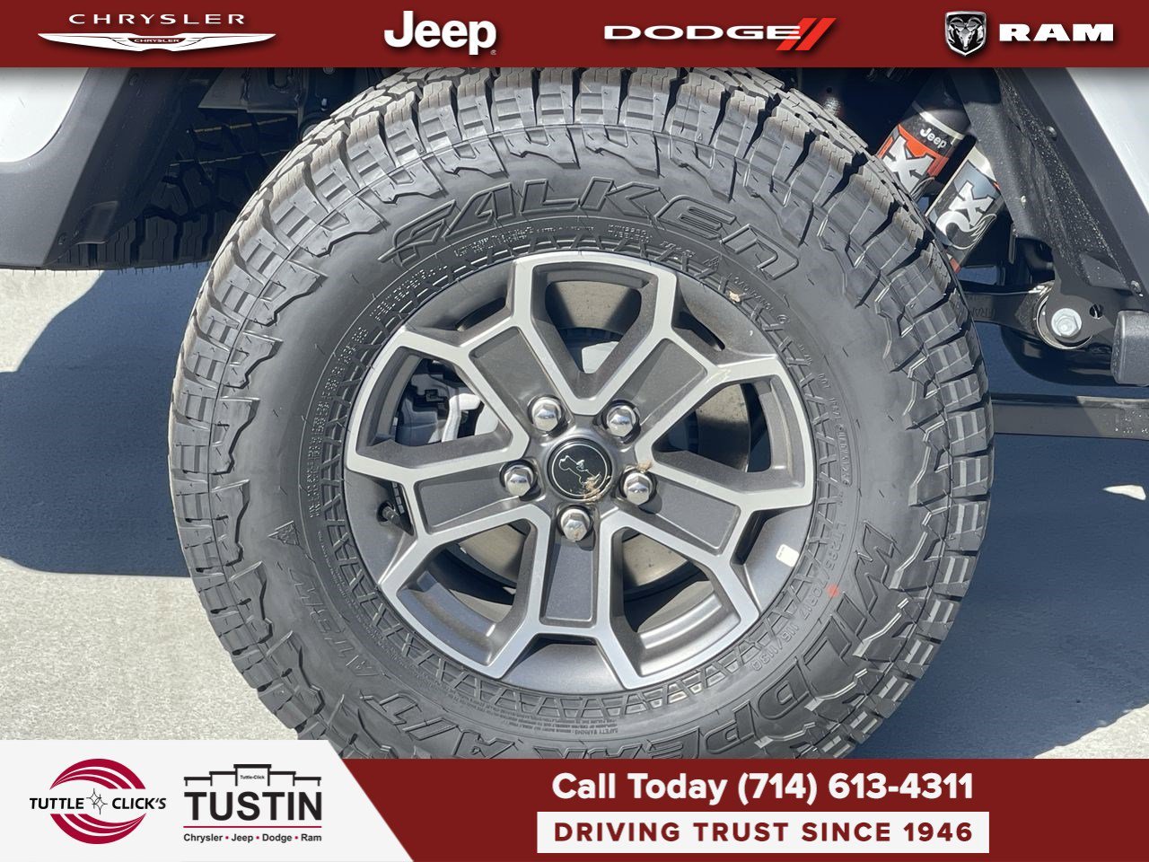 New 2026 Bright White Clearcoat Jeep Mojave image 11