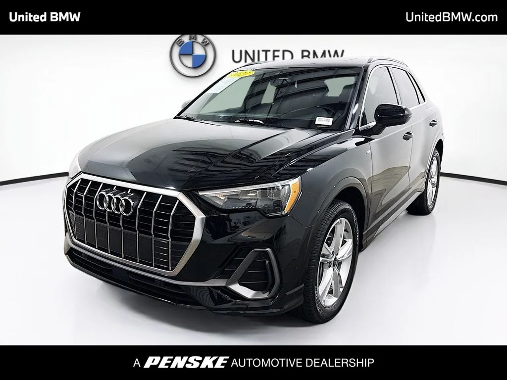 2022 Audi Q3 45 TFSI S Line Premium quattro's photo
