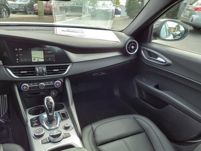 2024 Alfa Romeo Giulia Ti - Photo 17