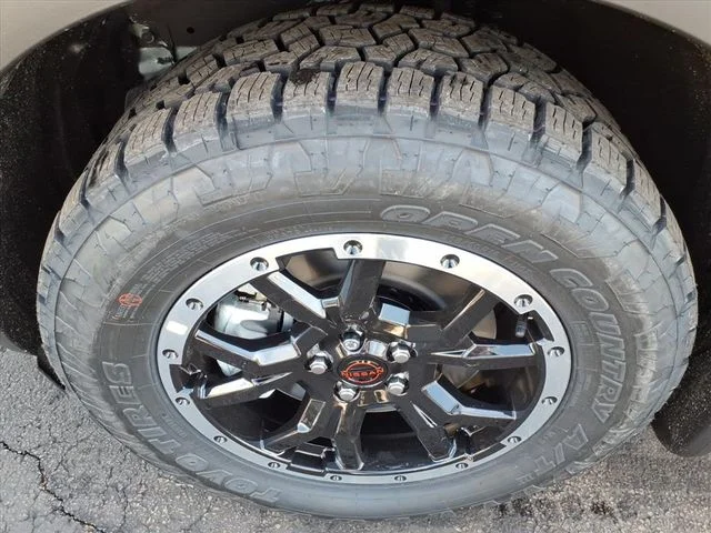 New 2026 Everest White Pearl TriCoat Nissan Rock Creek image 9
