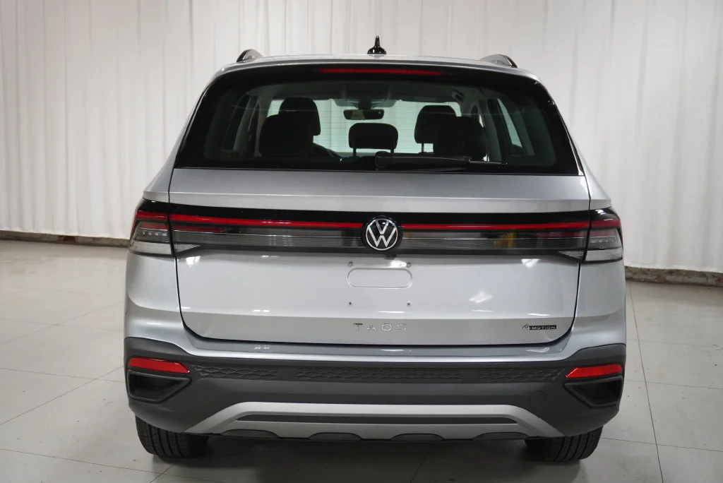 New 2026 Silver Volkswagen 1.5T S image 6