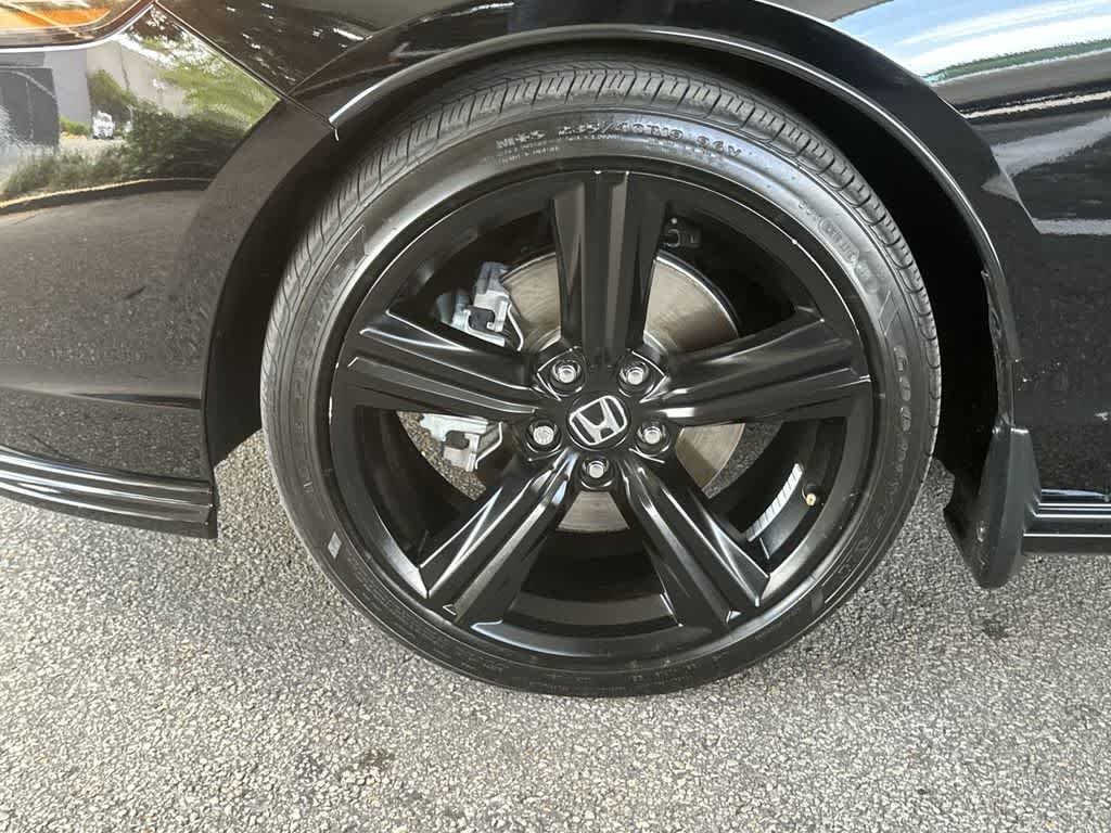 Used 2025 Crystal Black Pearl Honda Sport-L image 10
