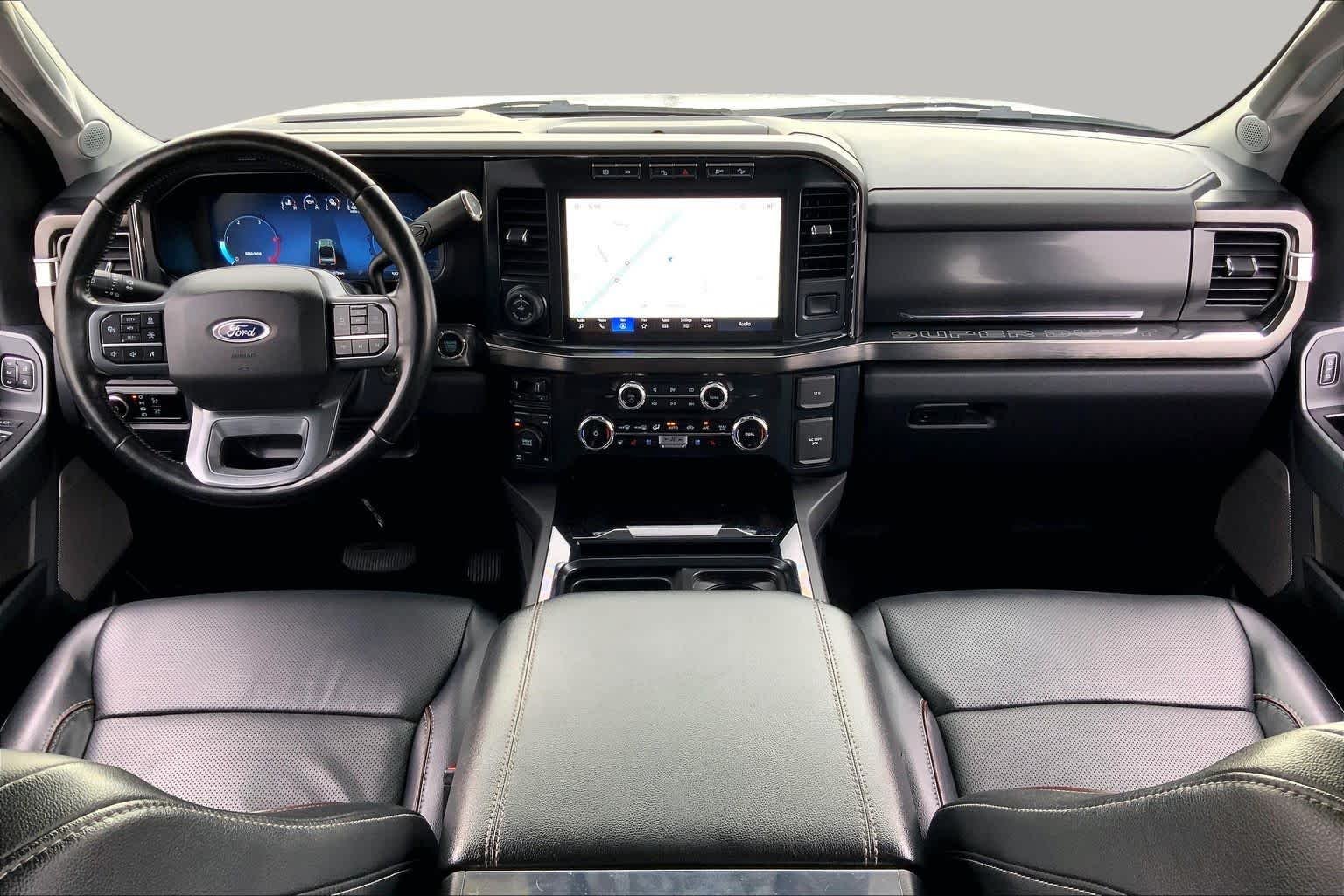 Used 2023 Star White Metallic Tri-Coat Ford F-250 Pickup LARIAT image 15