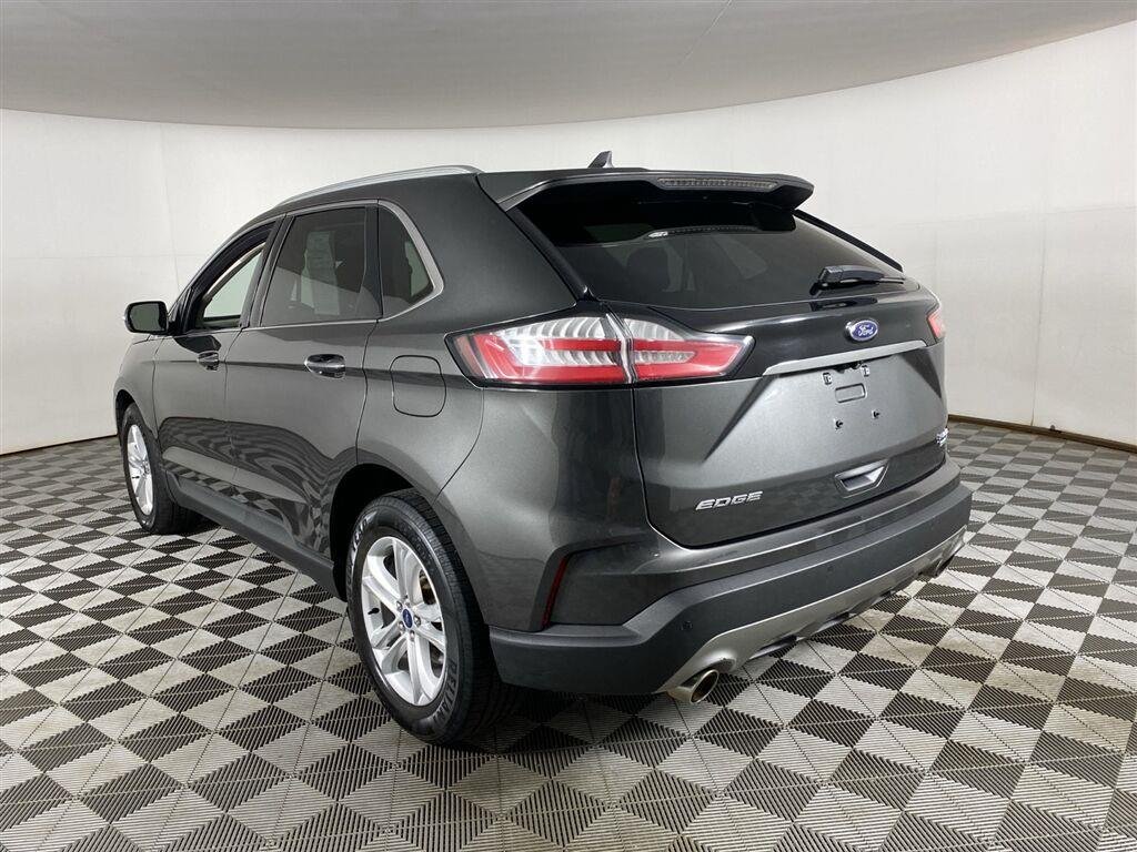 Used 2019 Magnetic Ford SEL image 8
