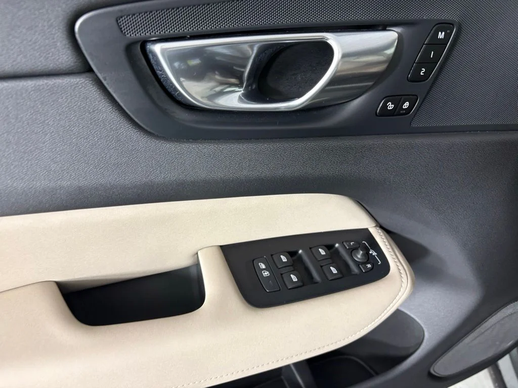 New 2026 Forest Lake Volvo Plus image 20