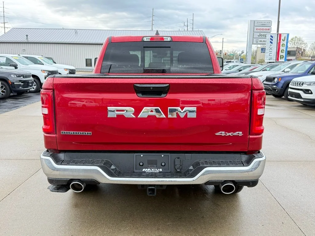 New 2026 Molten Red Pearl-Coat Exterior Paint RAM Big Horn/Lone Star image 6
