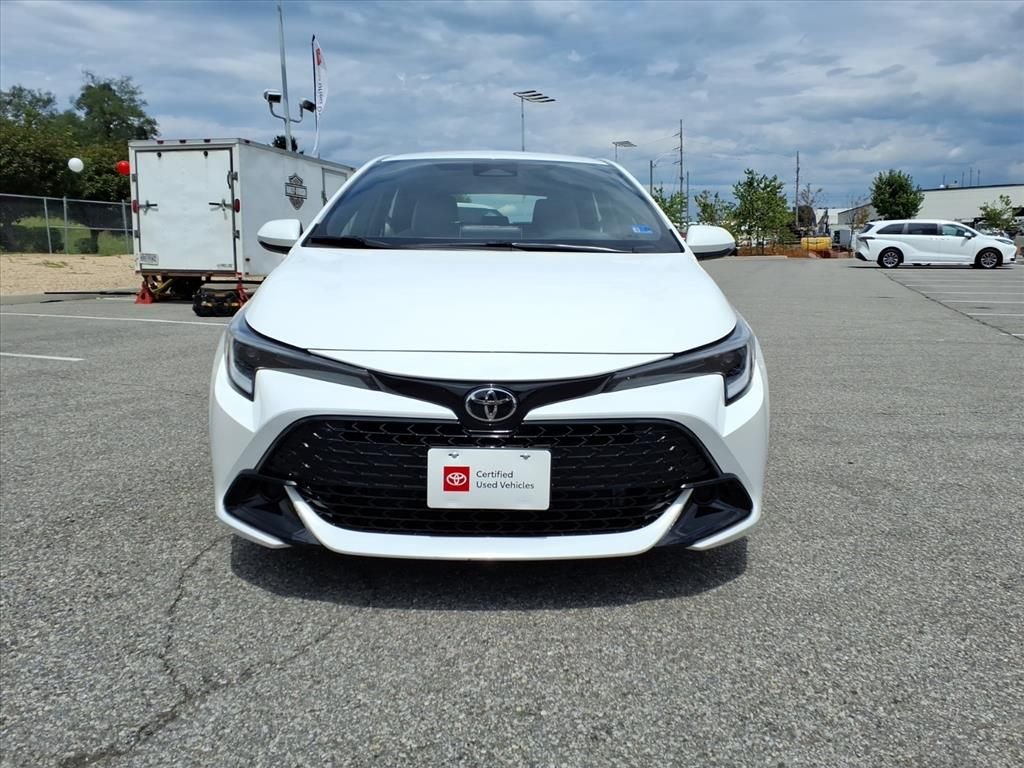 2025 Toyota Corolla Hatchback SE - Photo 10