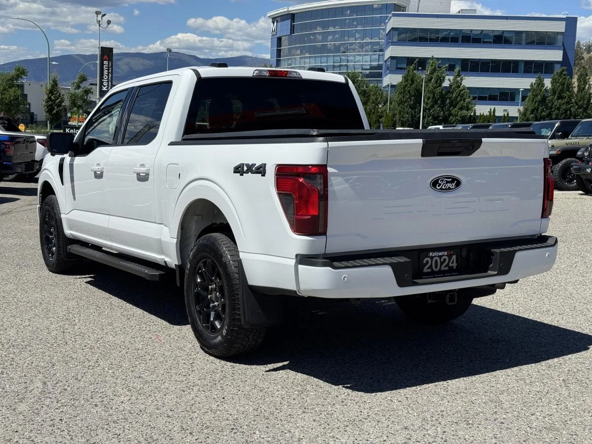 Used 2024 White Ford XLT image 9