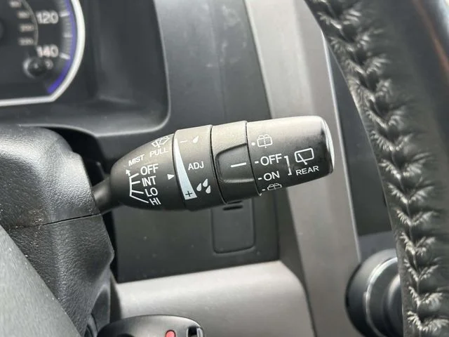 Used 2011 Taffeta White Honda EX-L image 25
