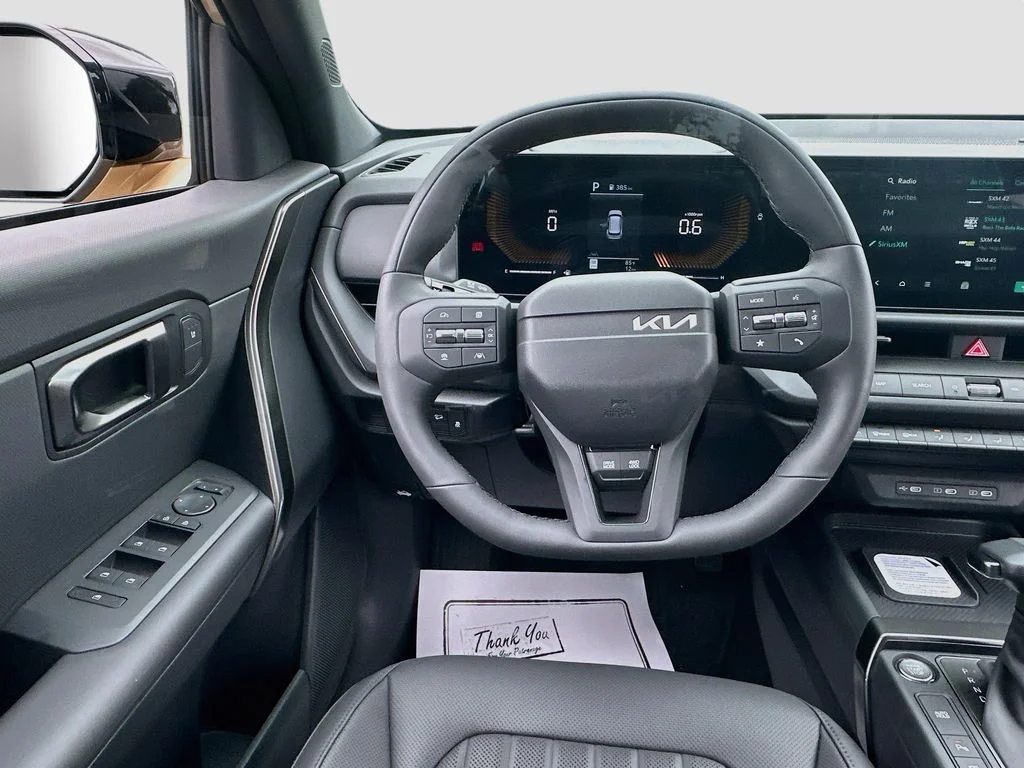 New 2027 Terrain Brown / Black Roof Kia X-Line image 21