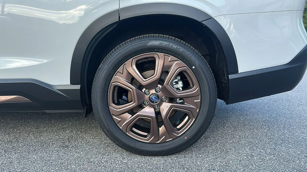 2025 Subaru Ascent Bronze Edition - Photo 23