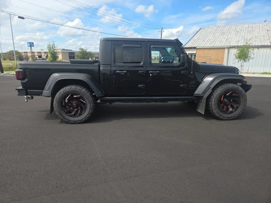 Used 2023 Black Jeep Sport image 16