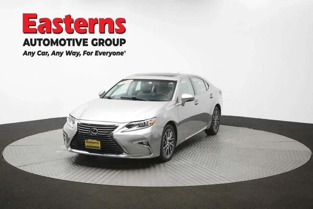 Used 2016 Silver Lexus 350 image 58