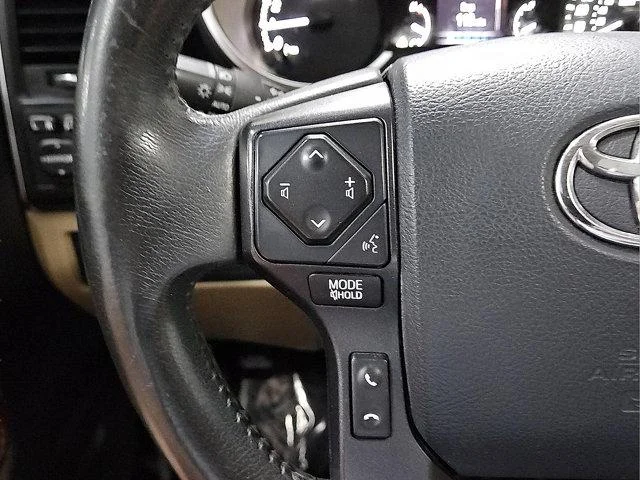 Certified Used 2019 SHORELINE BLUE PEARL Toyota  image 15