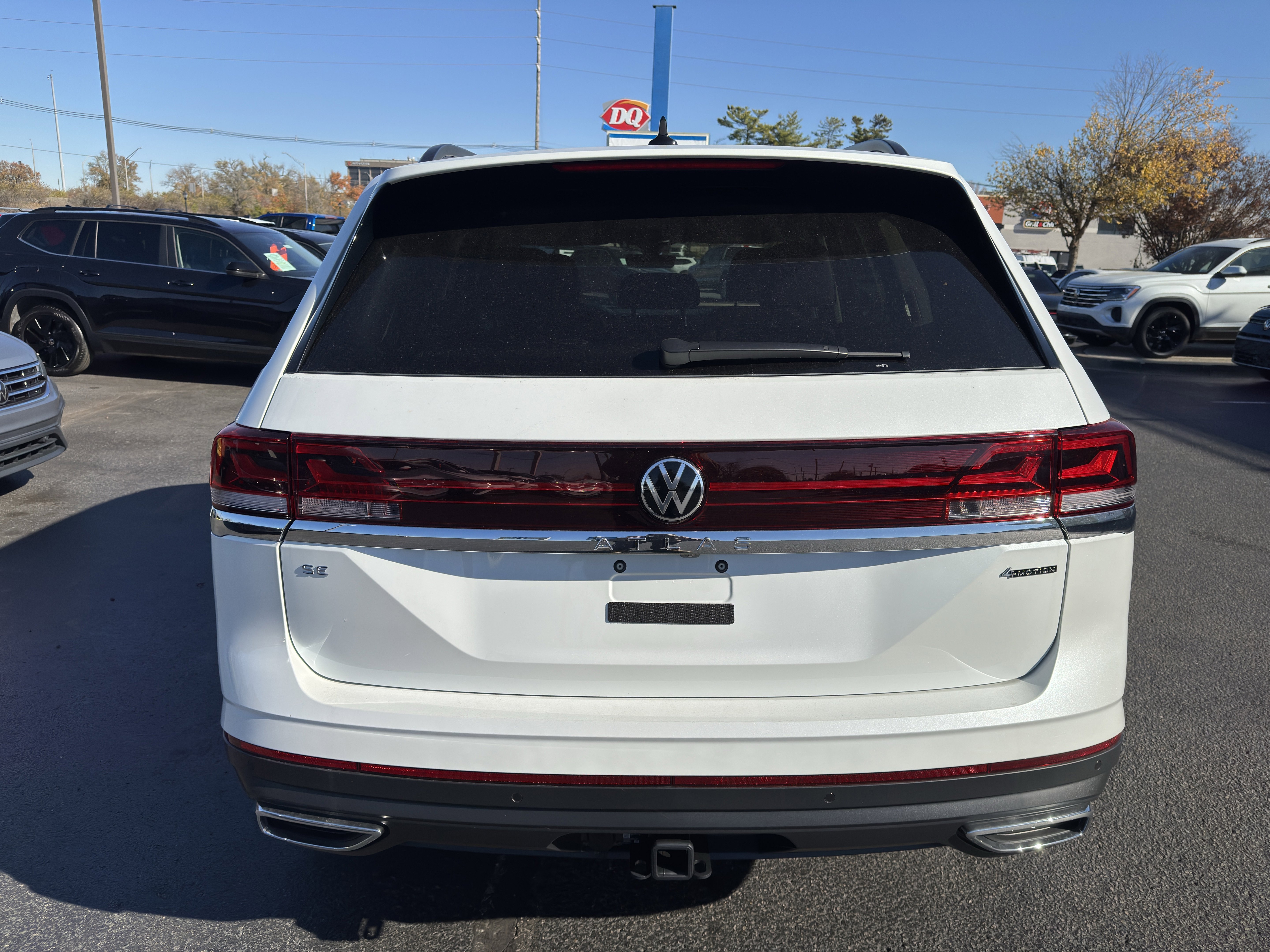 2026 Volkswagen Atlas SE w/Tech - Photo 6