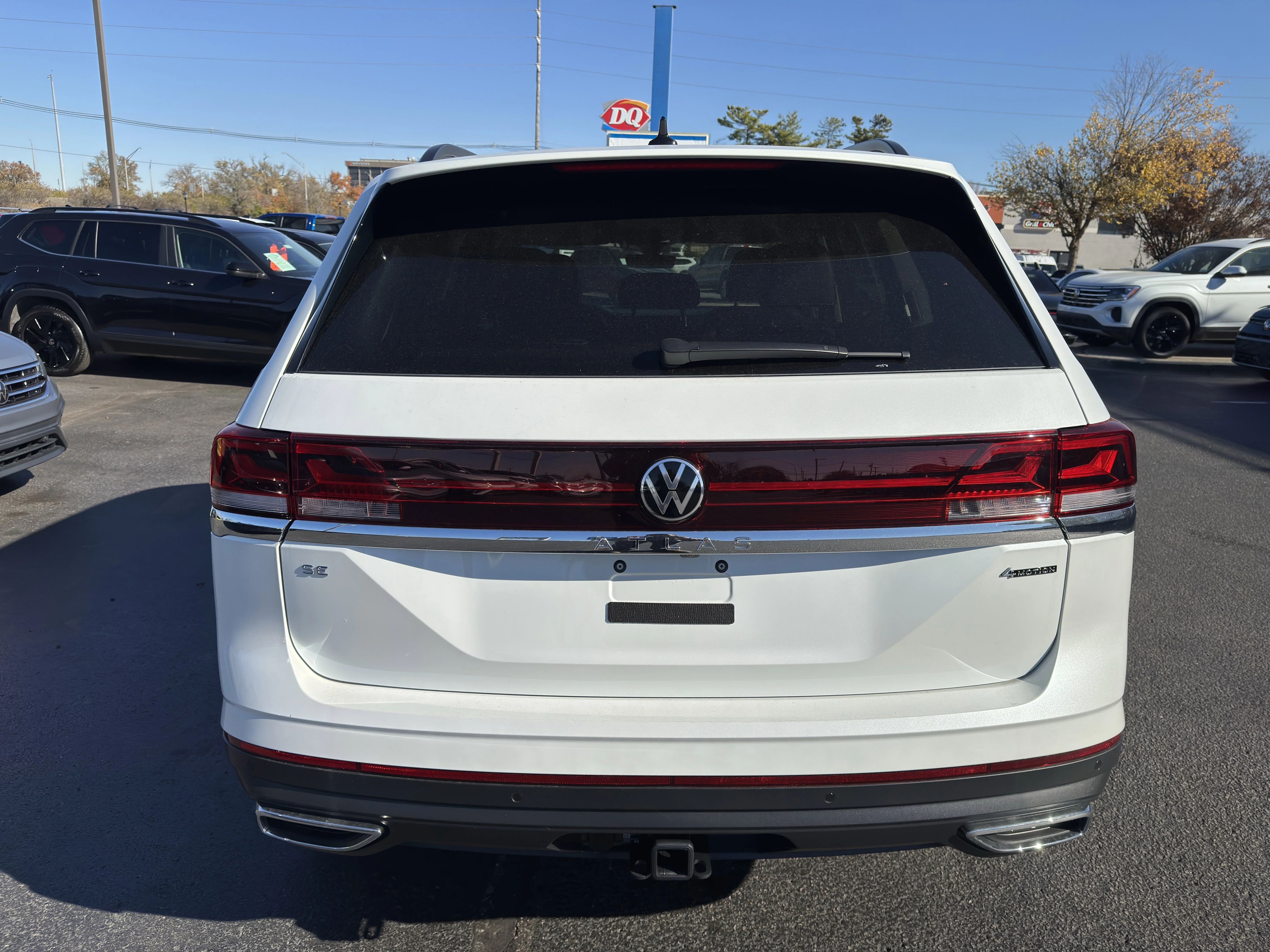 2026 Volkswagen Atlas SE w/Tech - Photo 6