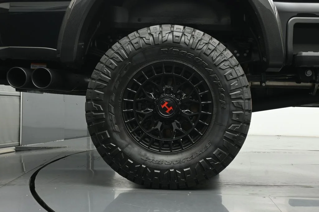 New 2026 Agate Black Metallic Ford Lariat image 32