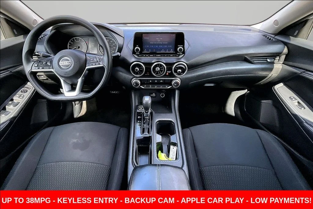 Used 2022 White Nissan S image 7