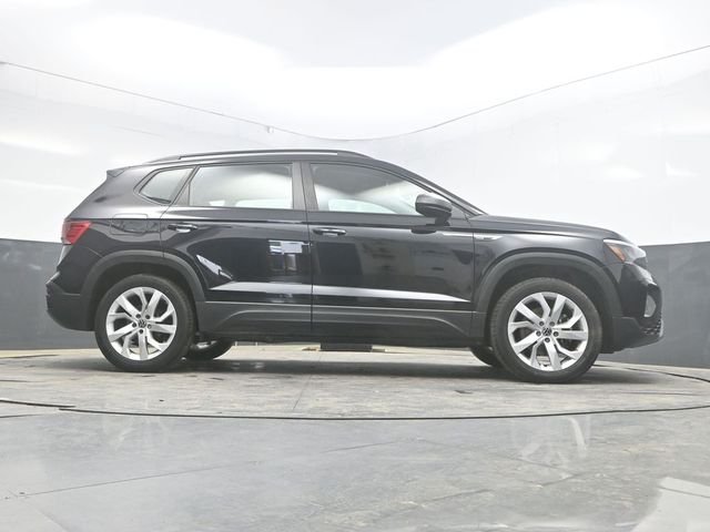 Used 2023 Black Volkswagen 1.5T S image 41