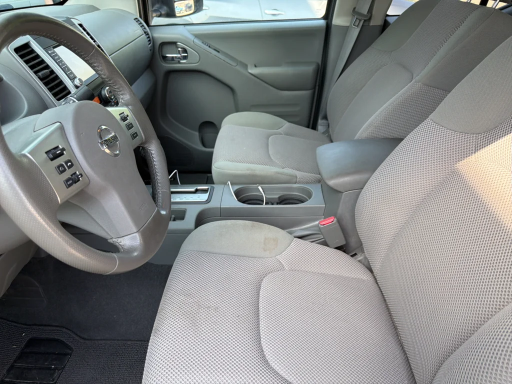 Used 2019 Magnetic Black Pearl Nissan SV image 8