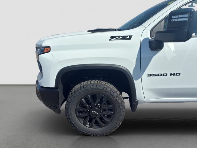 2026 Chevrolet Silverado 3500 HD LT - Photo 6