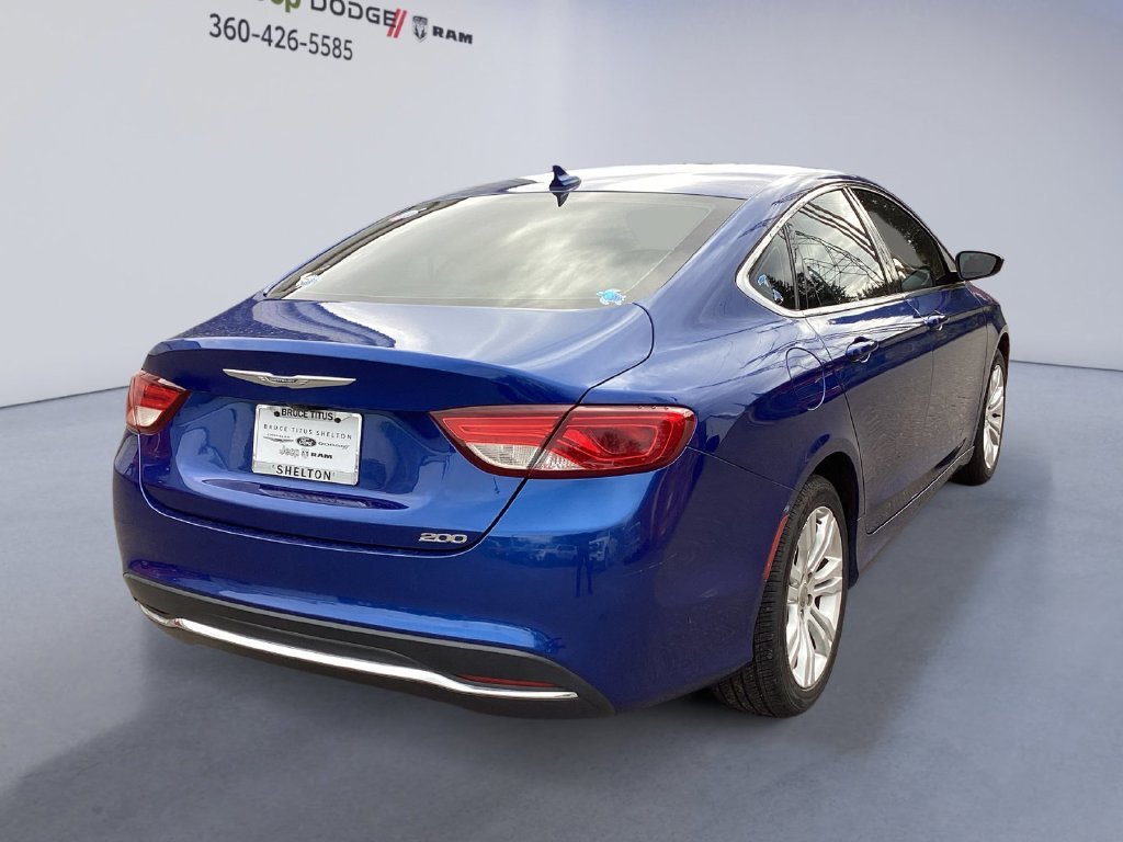 Used 2016 Blue Chrysler Limited image 4