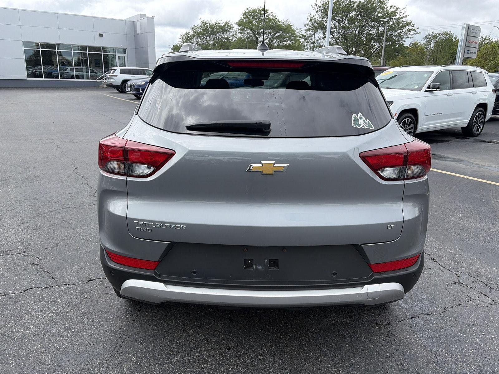 Used 2024 Sterling Gray Metallic Chevrolet LT image 6